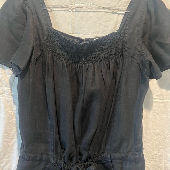 Joie Black Linen Short Sleeve with Pockets Romper Sz: Small - Picture 3 of 9